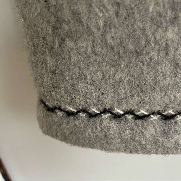 Vintage Inuit Grey Wool Brown Fur Hood Wool Coat Parka Size 10 Large - Picture 14 of 15